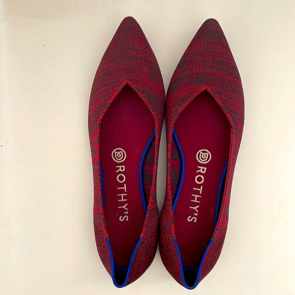 The Point Crimson Heather Rothy’s Size 8